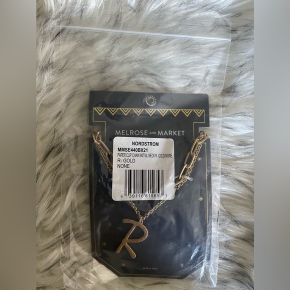 Nordstrom Melrose and Market PAPER CLIP CHAIN INITIAL NECKLACE IN R- GOLD - Picture 2 of 3